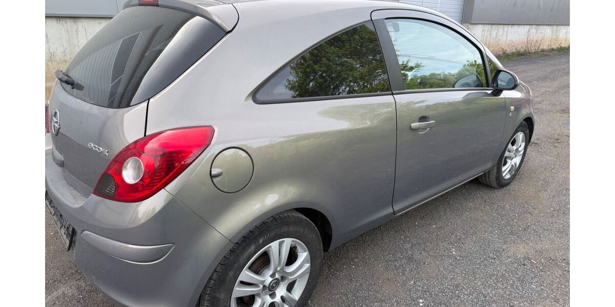 Opel Corsa 243.450 km 2.300 &euro; Schweinfurt 97422