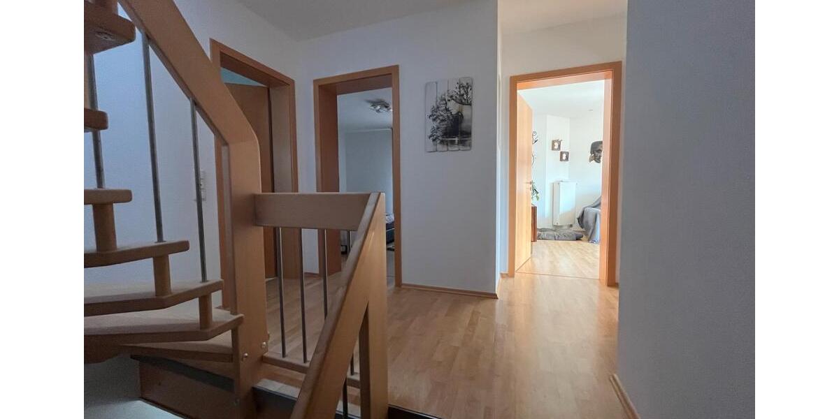 Doppelhaushälfte Ruderatshofen - 5 Zimmer, 210 m&sup2;, 2.000&euro; | Angebot:25523080