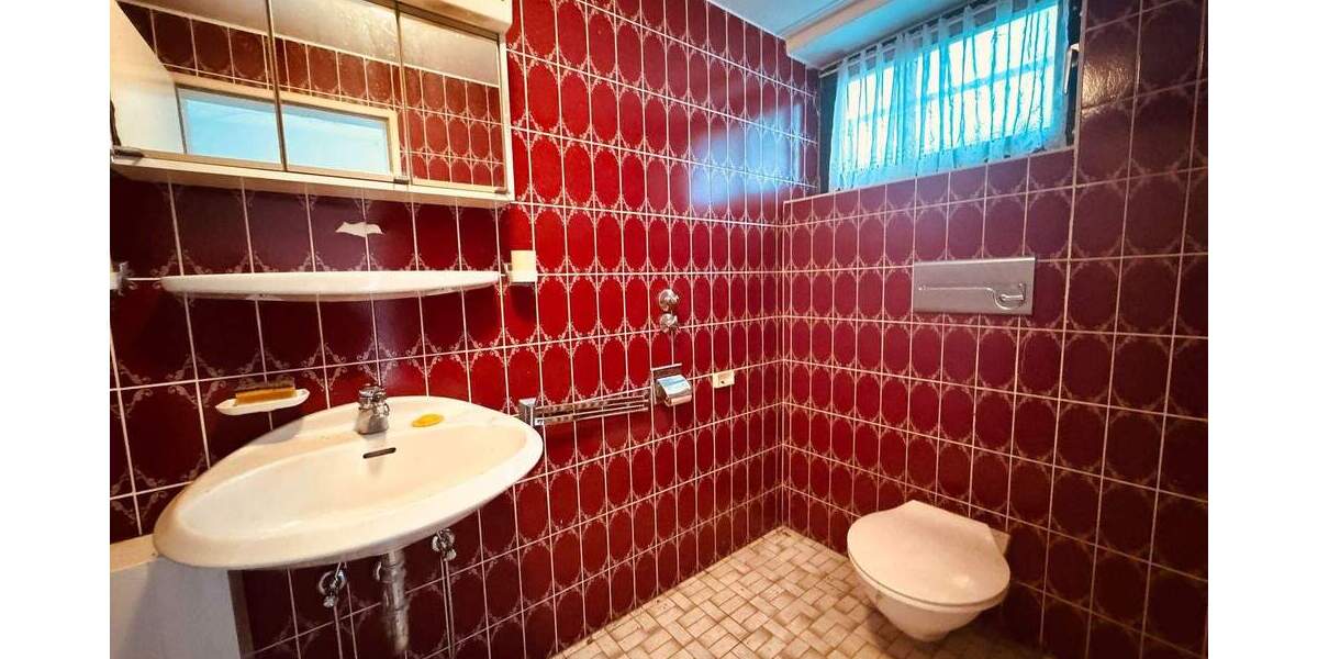 Einfamilienhaus Stadtkyll - 1 Zimmer, 265 m&sup2;, 349.000&euro; | Angebot:25660859
