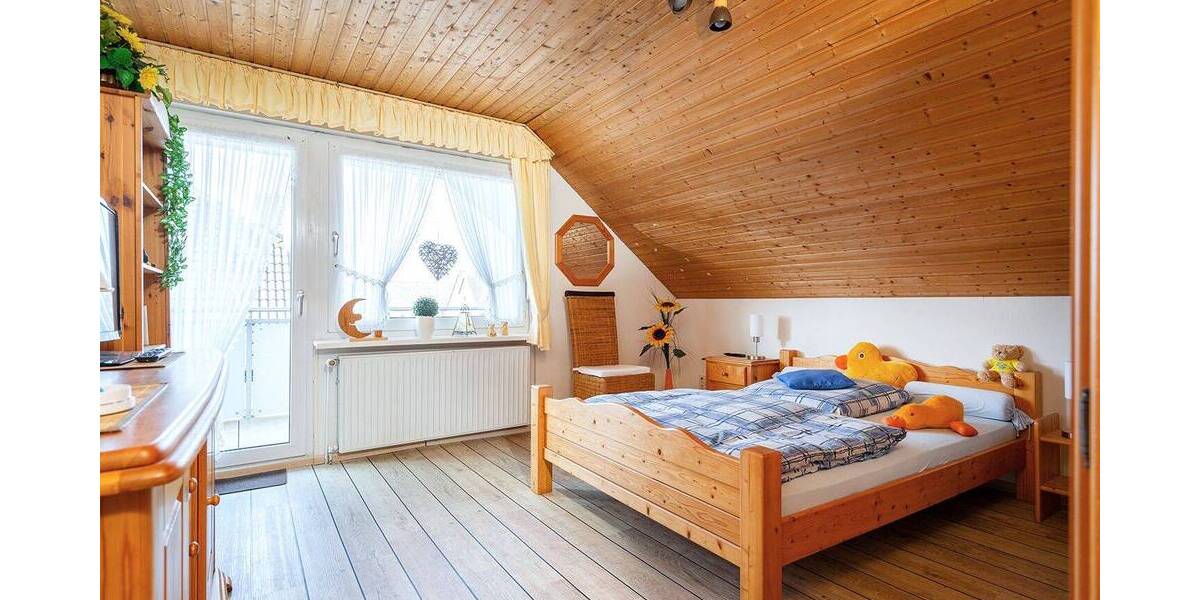 Einfamilienhaus Esens - 6 Zimmer, 180 m&sup2;, 449.000&euro; | Angebot:26202125