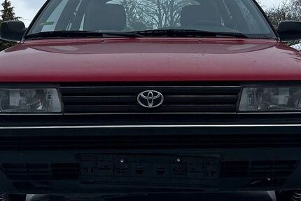 Toyota Corolla 84.000 km 5.800 &euro; Neukloster 23992