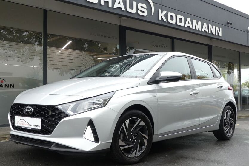 Hyundai i20 72.979 km 15.950 € Rheda-Wiedenbrück 33378