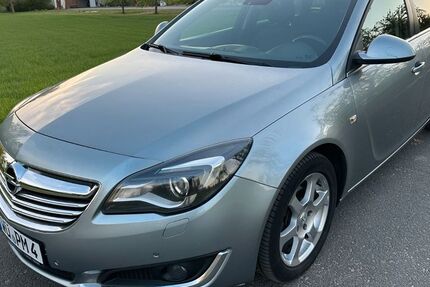 Opel Insignia 330.000 km 2.600 &euro; Estenfeld 97230