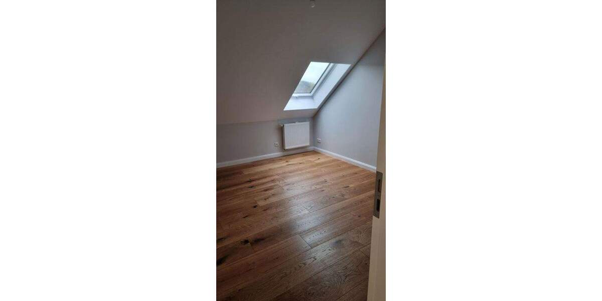 Etagenwohnung Schlüchtern - 3 Zimmer, 85 m&sup2;, 890&euro; | Angebot:25400124