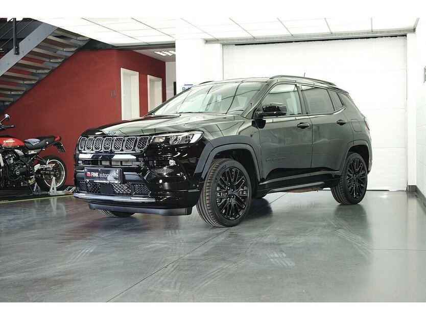 Compass °IIIII° S Plug-In Hybrid 4WD FULL LED