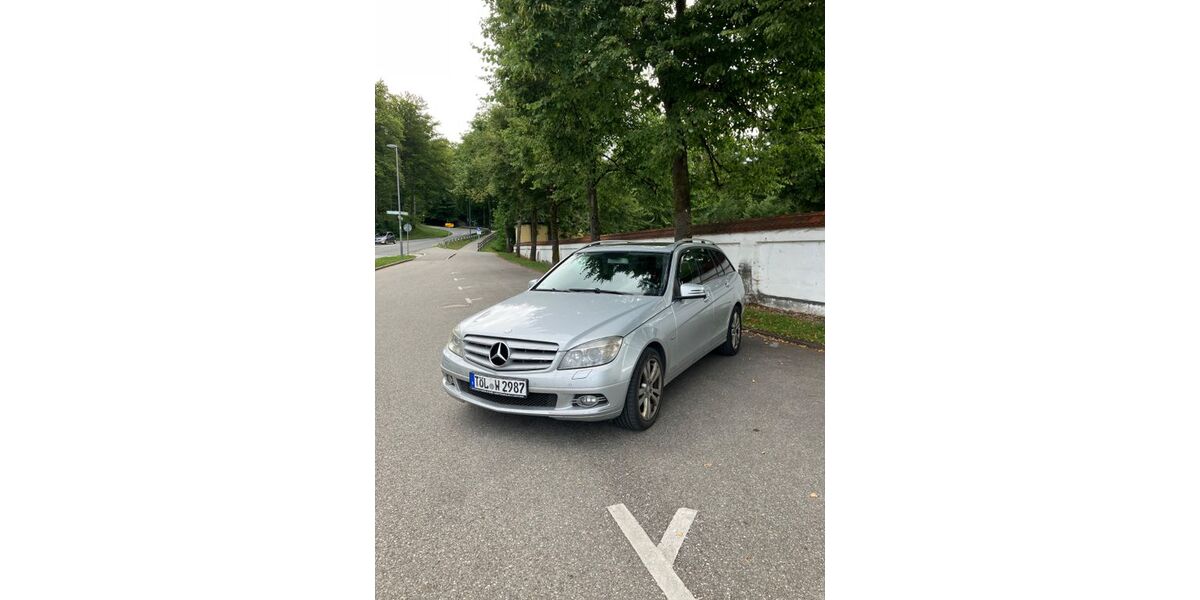 Mercedes-Benz 320 269.300 km 5.500 &euro; Greiling 83677