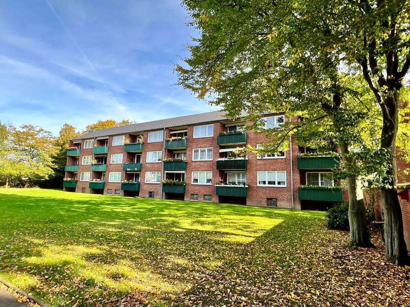 Wohnung zum Kaufen in Lübeck 150.000 € 62.25 m²