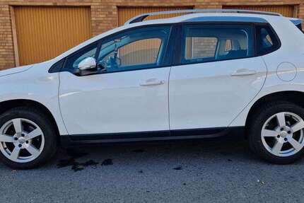 Peugeot 2008 137.000 km 8.499 &euro; Gelsenkirchen 45884