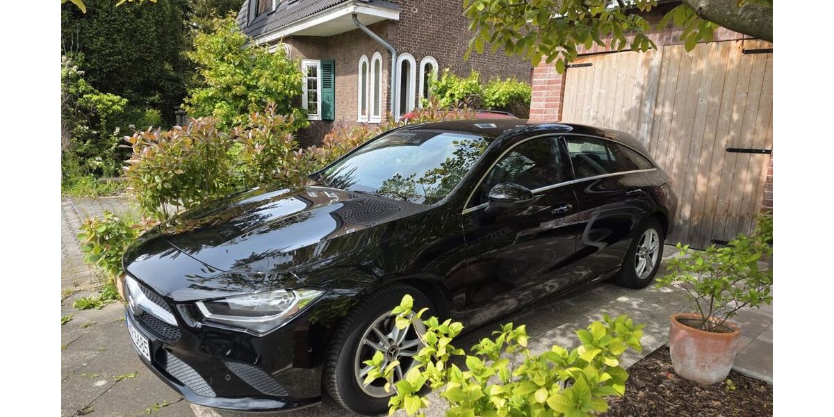 Mercedes-Benz CLA 180 Shooting Brake 62.000 km 21.950 &euro; Düsseldorf - Bezirk 1 40474