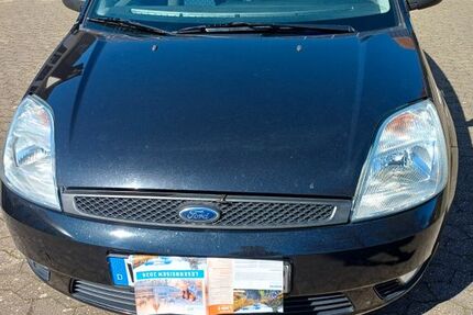 Ford Fiesta 148.000 km 1.700 &euro; Westheim OT Ostheim 91747