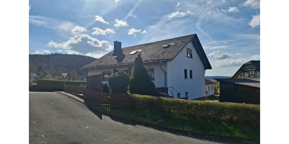 Mehrfamilienhaus, Wohnhaus Lohra - 11 Zimmer, 320 m&sup2;, 375.000&euro; | Angebot:26046311