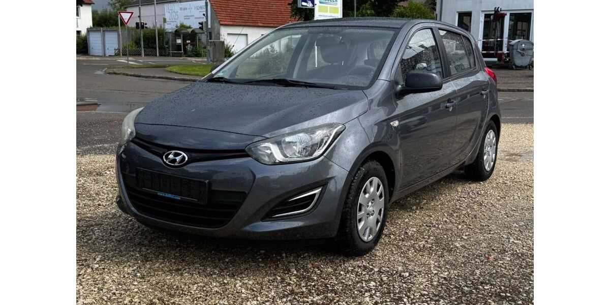 Hyundai i20 114.000 km 4.490 &euro; Waldhausen 73432