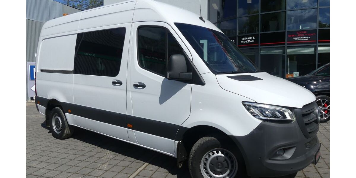 Mercedes-Benz Sprinter 123.433 km 46.800 &euro; Berlin 13156