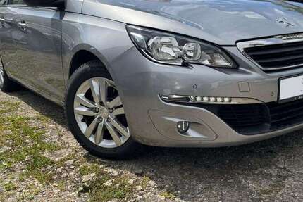Peugeot 308 144.000 km 6.899 &euro; Frankfurt am Main 60386