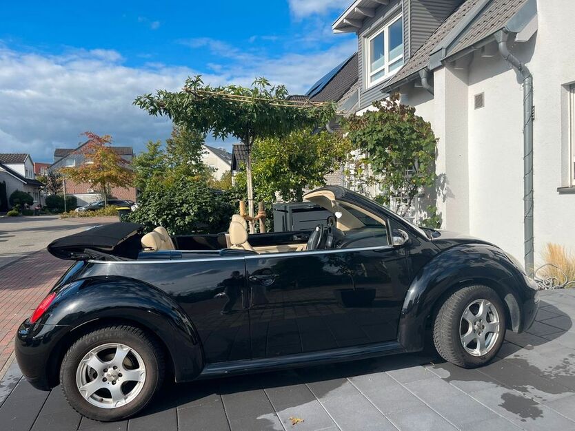 VW Beetle 142.000 km 4.900 € Dinslaken 46539