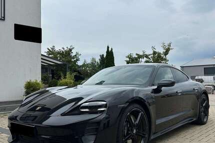Porsche Taycan 56.000 km 82.900 € Burgdorf 31303