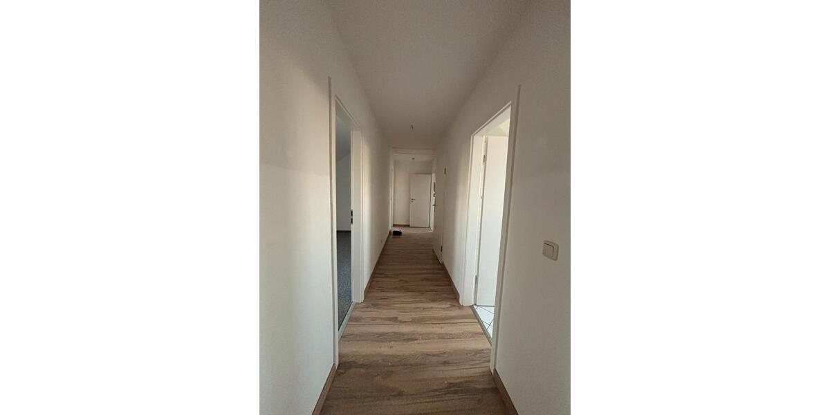 Großzügige 4 Zimmer Wohnung in Upahl 4 zimmer