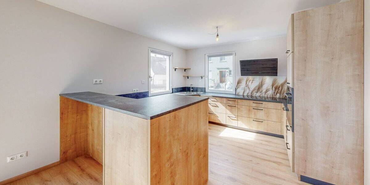 Einfamilienhaus Gollhofen - 5 Zimmer, 137 m&sup2;, 585.000&euro; | Angebot:26189012