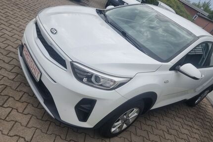 Kia Stonic 116.500 km 9.999 &euro; Dessau-Roßlau 06847