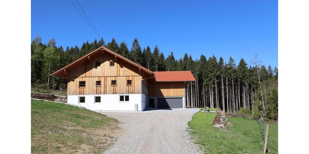 Einfamilienhaus Kollnburg - 4 Zimmer, 148 m&sup2;, 1.200&euro; | Angebot:26460930