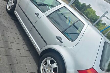 VW Golf 223.000 km 1.850 &euro; Halle 06128