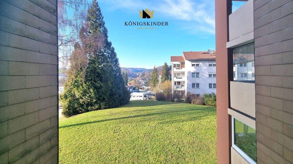 Etagenwohnung Stockach - 3 Zimmer, 82 m&sup2;, 232.000&euro; | Angebot:25356218