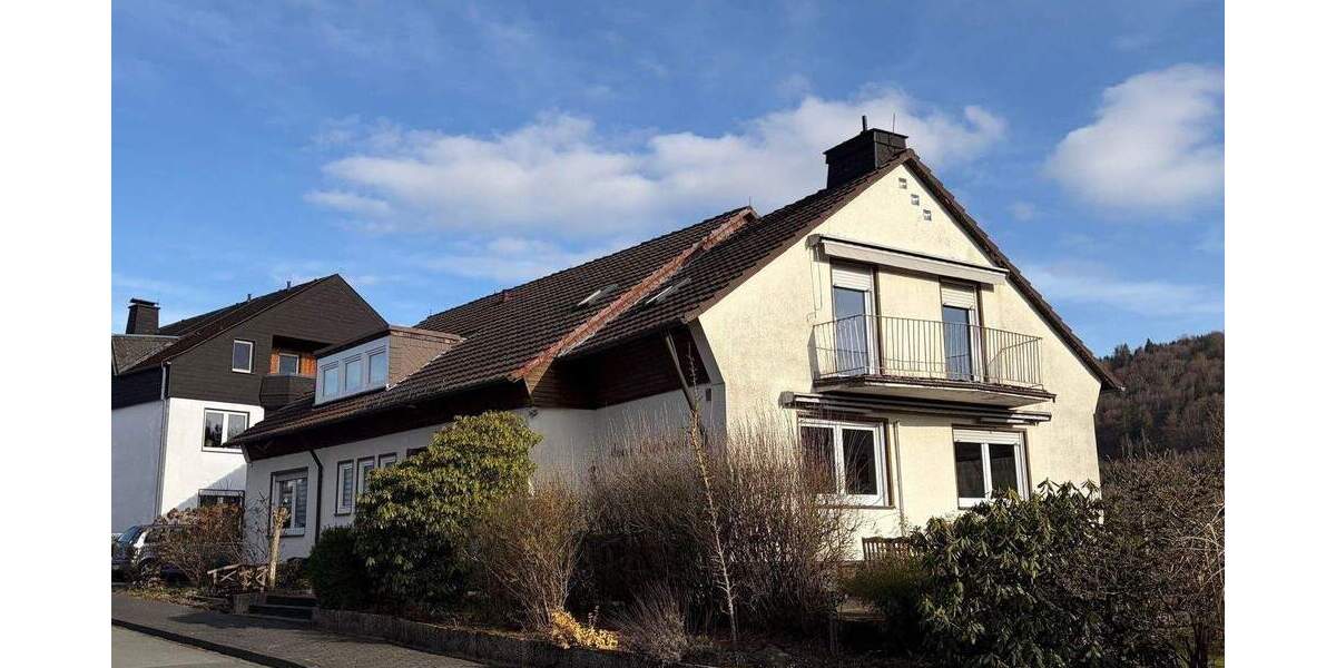 Einfamilienhaus Bad Berleburg - 1 Zimmer, 328 m&sup2;, 350.000&euro; | Angebot:25601236