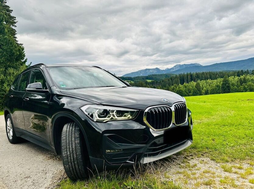 X1