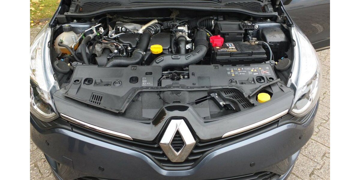 Renault Clio EXPRESSION NAVI PARCTRONIC START-STOP 118.021 km 7.680 &euro; Köln 50858