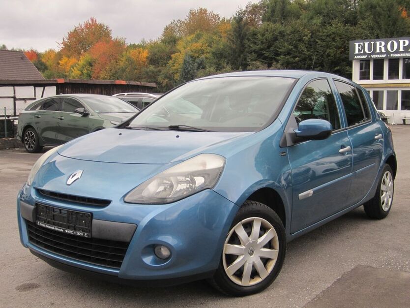Renault Clio 147.000 km 3.490 € Osterode am Harz 37520