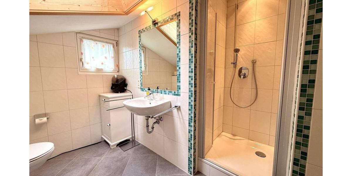 Gewerbeobjekt Mittenwald - 2 Zimmer, 575.000&euro; | Angebot:26376452