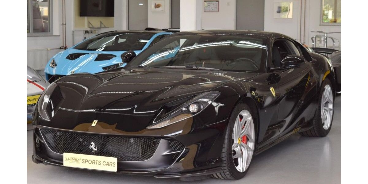 Ferrari 812 18.333 km 329.980 &euro; Pfaffenhofen (bei München) 85276