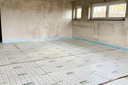 Offen geschnittene Loft-Wohnung in Etagen-Alleinlage mit großer Terrasse! 2 zimmer