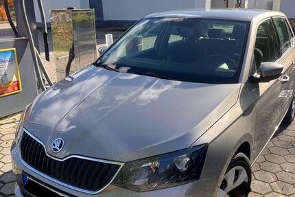 Skoda Fabia 69.462 km 9.900 € Leipzig 04177