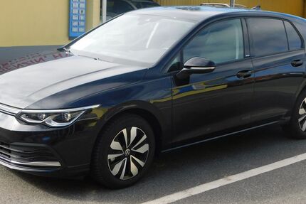 VW Golf 32.400 km 23.870 &euro; Geestland 27624