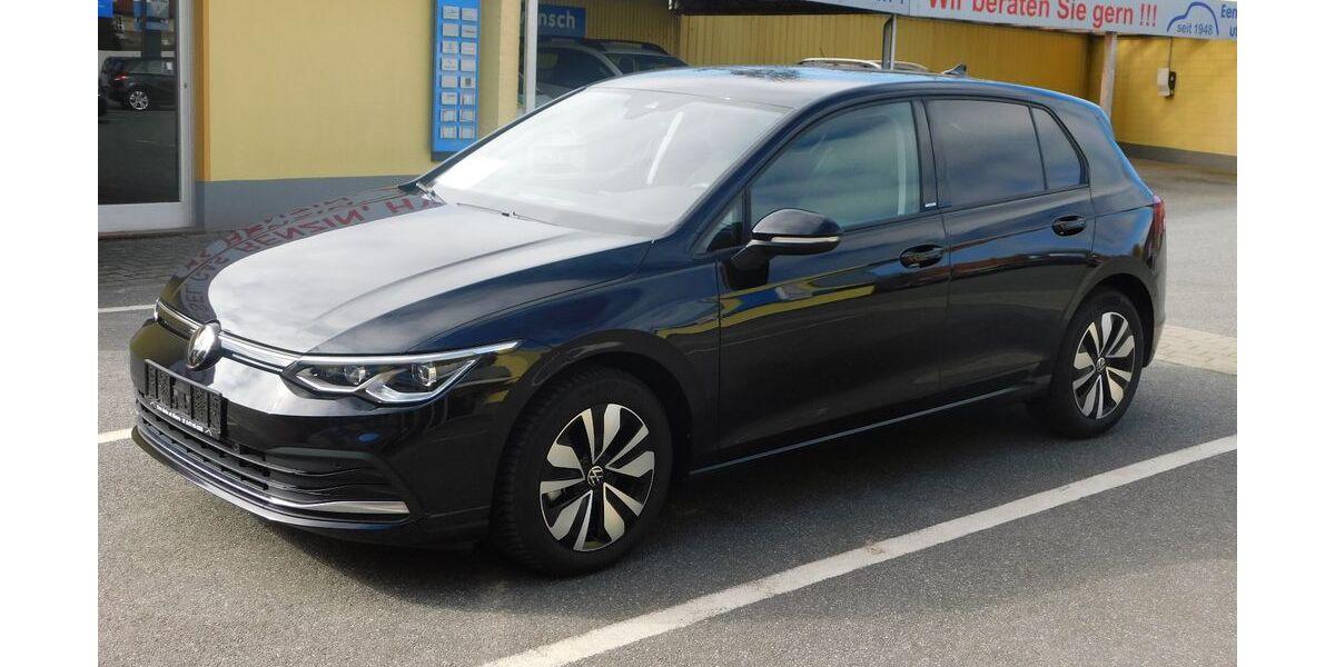 VW Golf 32.400 km 23.870 &euro; Geestland 27624