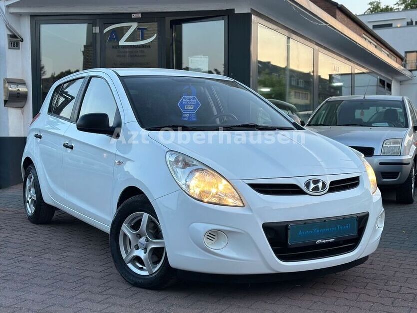 i20