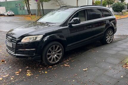Audi Q7 249.000 km 6.500 € Köln 51069