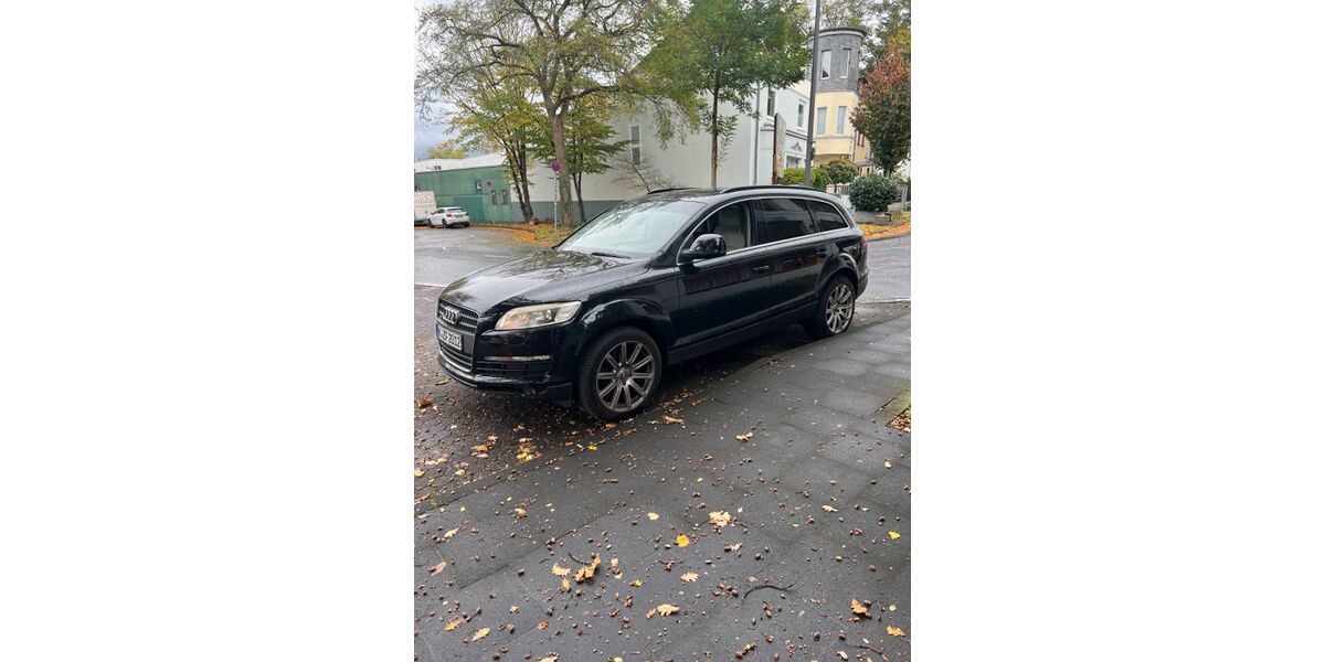 Audi Q7 249.000 km 6.500 € Köln 51069