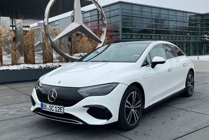 Mercedes EQE