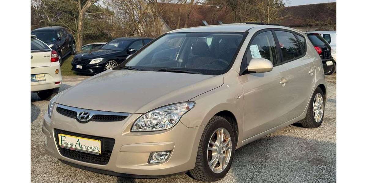 Hyundai i30 180.000 km 3.300 &euro; Grossdubrau/Zschillichau 02694