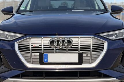 Audi e-tron 121.500 km 31.500 &euro; Wallenhorst 49134