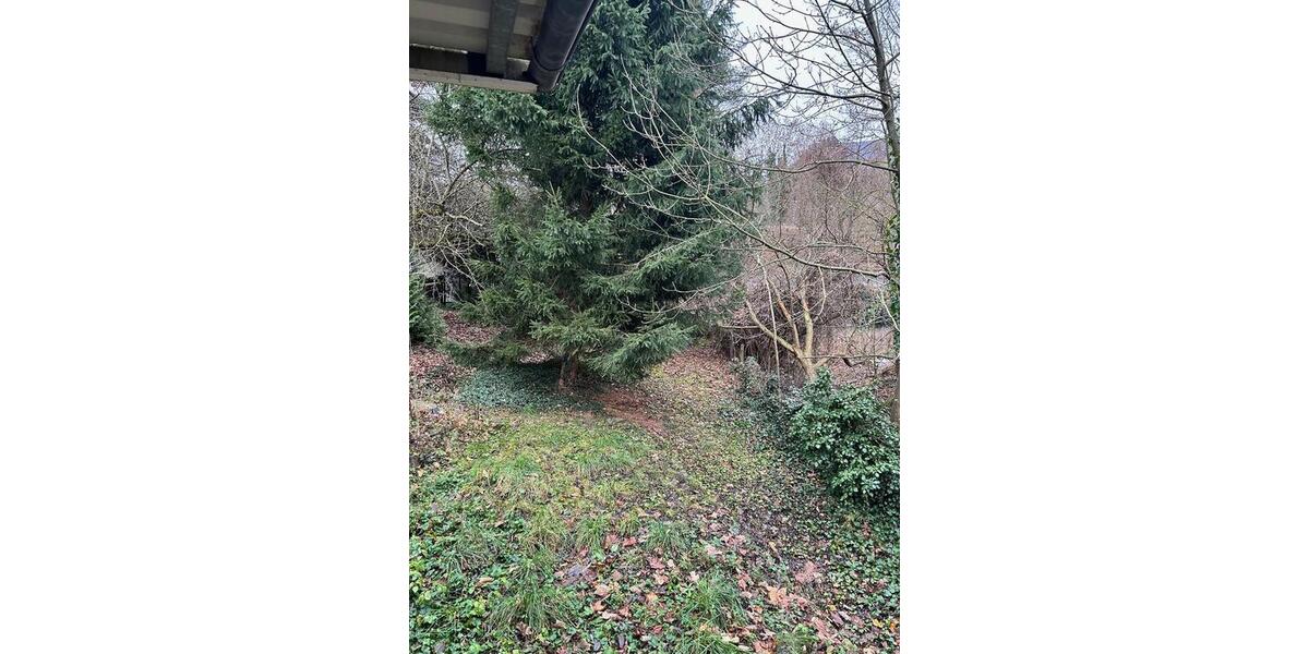 Dachgeschoßwohnung Weida - 3 Zimmer, 87 m&sup2;, 395&euro; | Angebot:24672573