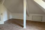 Dachgeschoßwohnung Pinnow - 2 Zimmer, 55 m&sup2;, 429&euro; | Angebot:25570521