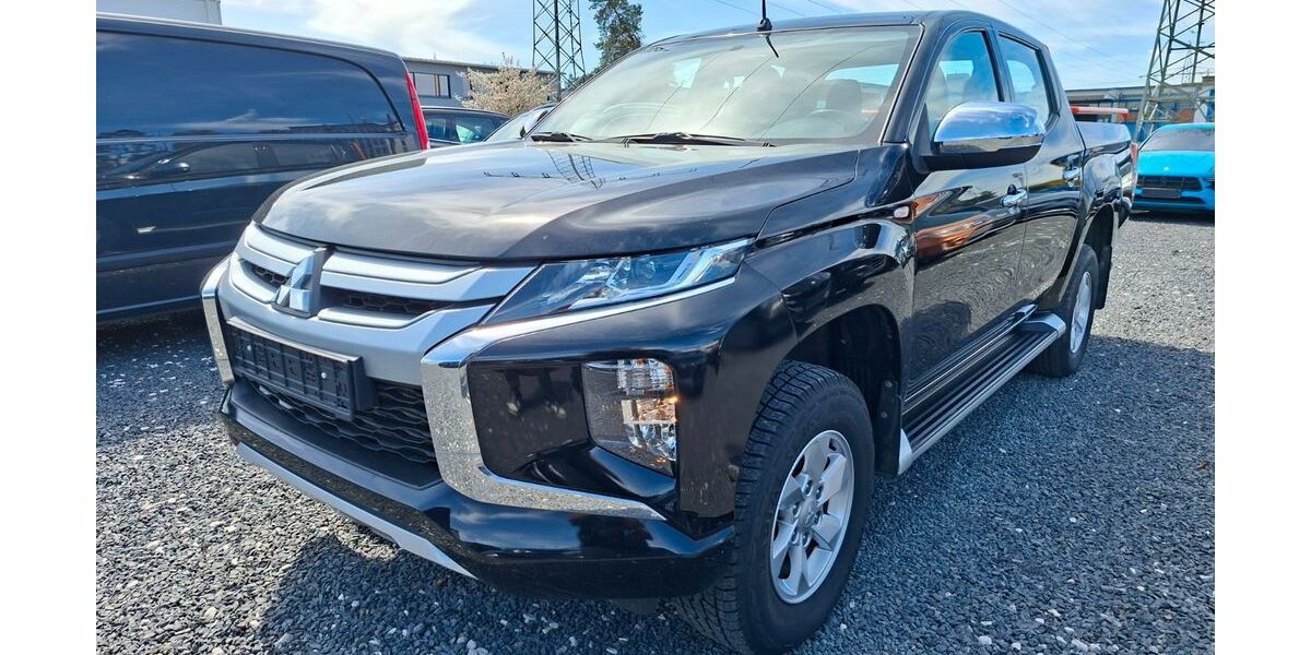 Mitsubishi L200 39.732 km 25.999 &euro; Schwaig 90571