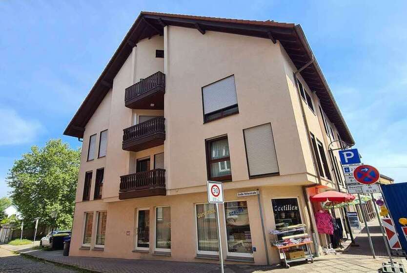 Büro in Bitterfeld-Wolfen-Zörbig 130.000 € 118 m²