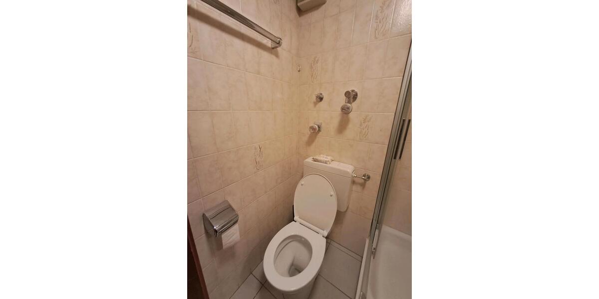 Erdgeschoßwohnung Würzburg Steinbachtal - 1 Zimmer, 33 m&sup2;, 590&euro; | Angebot:26699684