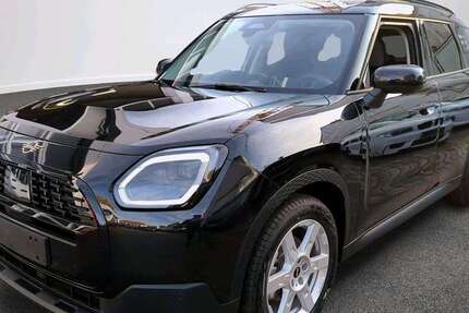 Mini Countryman D 2.763 km 38.324 &euro; München 80788