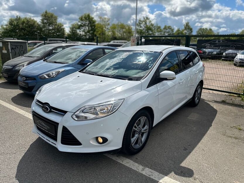 Ford Focus 186.300 km 7.098 € Ahrensbök 23623