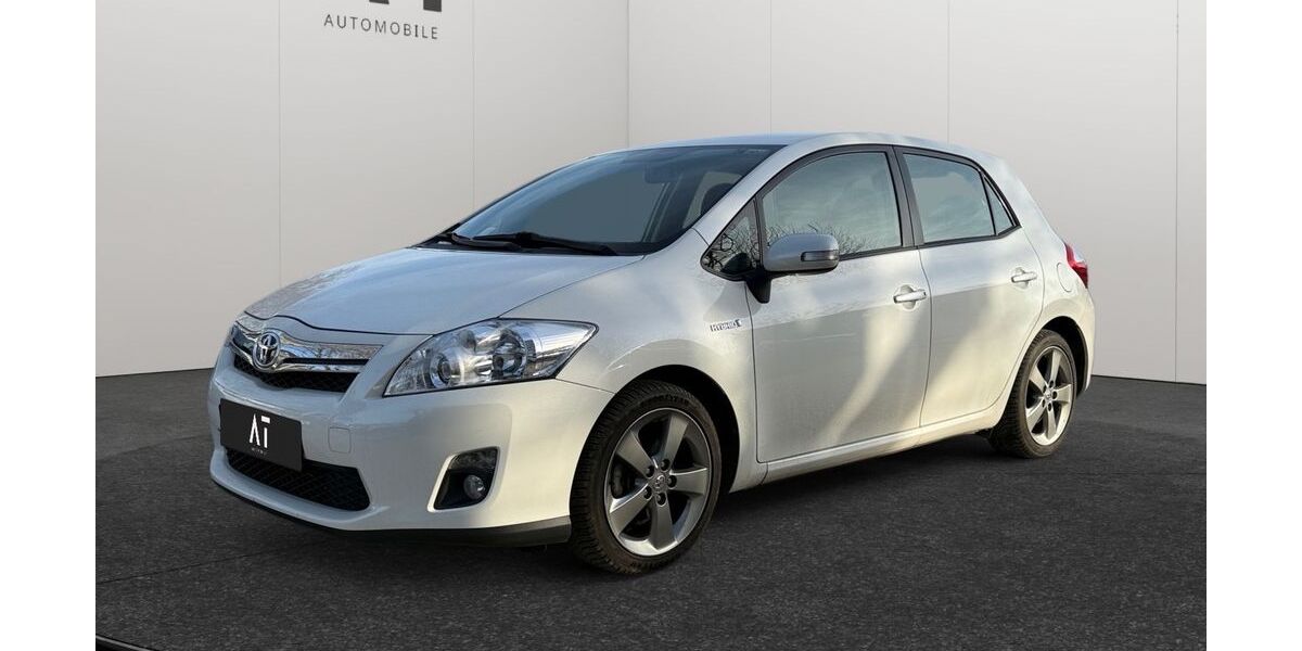 Toyota Auris 81.662 km 9.990 &euro; Frankfurt am Main 65933